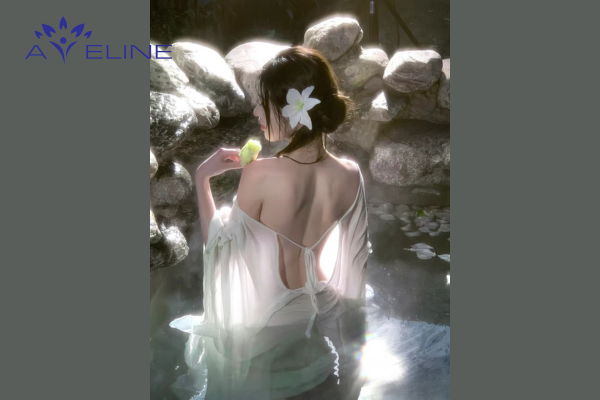Biểu hiện lông mọc nhiều ở lưng nữ giới